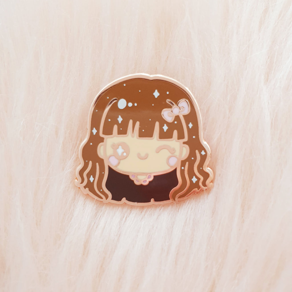KEENACHI ROSEGOLD ENAMEL PIN - E001