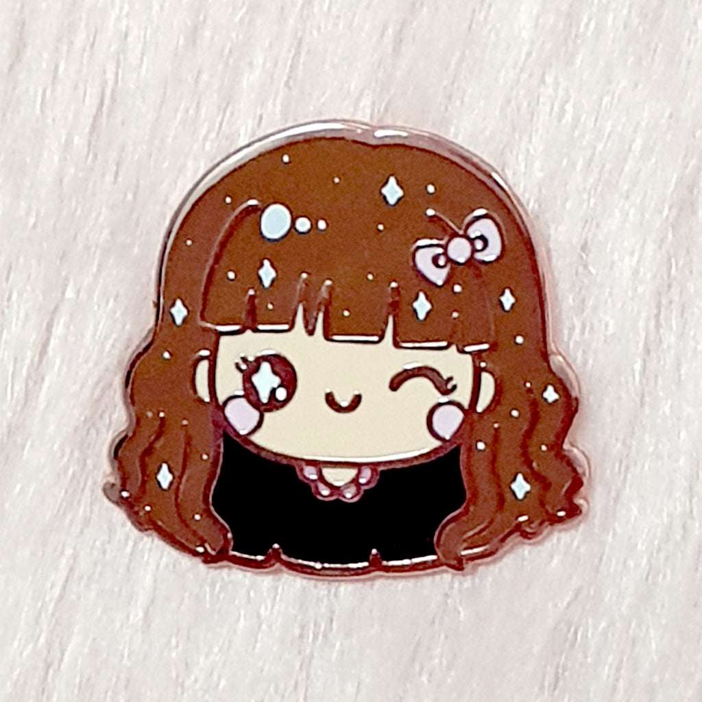 KEENACHI ROSEGOLD ENAMEL PIN - E001