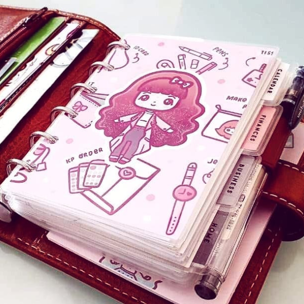 CHIC LOLITA CUSTOMIZABLE LAMINATED DIVIDERS