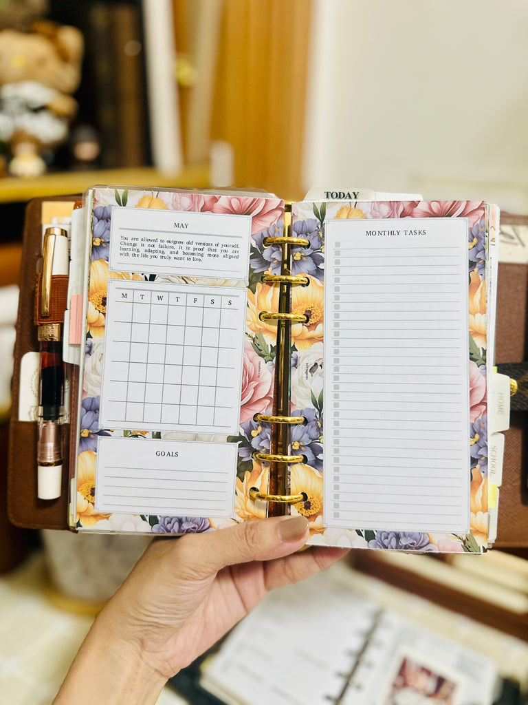 PP216 | FLORAL MONTHLY OVERVIEW PLANNER PRINTABLE INSERT FOR PERSONAL RINGS PLANNER WITH YEARLY GOALS, MONTHLY TASKS & QUOTES